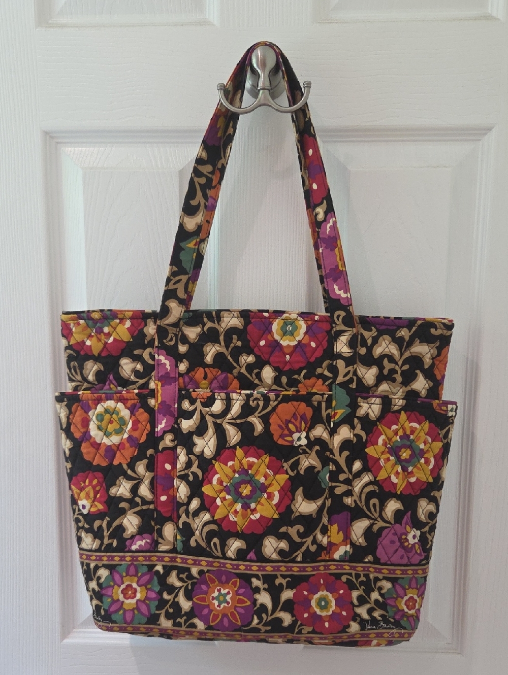 LIKE NEW Vera Bradley Black Quilted Floral Tote with Multicolor Blooms